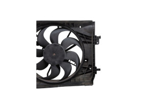 Moto ventilateur radiateur RENAULT CLIO 4 Photo n°1