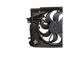 Moto ventilateur radiateur RENAULT CLIO 4 Photo n°2