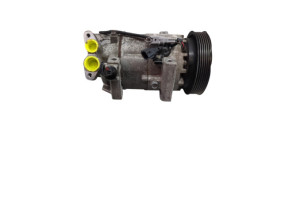 Compresseur clim RENAULT CLIO 4 Photo n°2