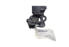 Attache ceinture arriere gauche TOYOTA AURIS 2 Photo n°3