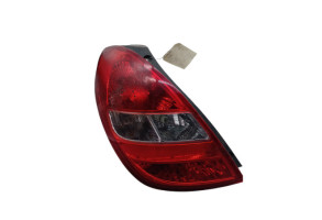 Feu arriere principal gauche (feux) HYUNDAI I 20 1 Photo n°2