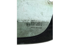 Vitre arriere droit PEUGEOT PARTNER 1 Photo n°5