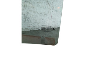 Vitre arriere droit CITROEN C4 GRAND PICASSO 1 Photo n°1