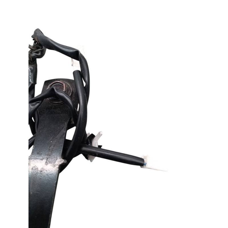 Attache ceinture avant droit NISSAN JUKE 1 Photo n°1