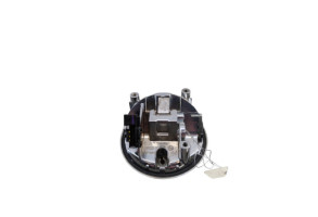 Bouton de coffre BMW SERIE 1 E81 Photo n°4