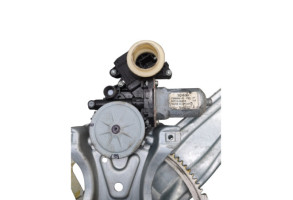 Leve vitre electrique arriere gauche TOYOTA AURIS 2 Photo n°4
