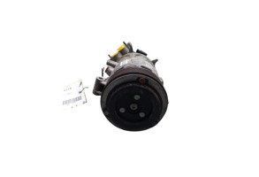 Compresseur clim BMW SERIE 1 E87 Photo n°1