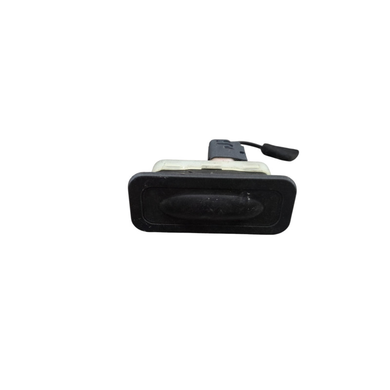 Bouton de coffre RENAULT CLIO 4 Photo n°1