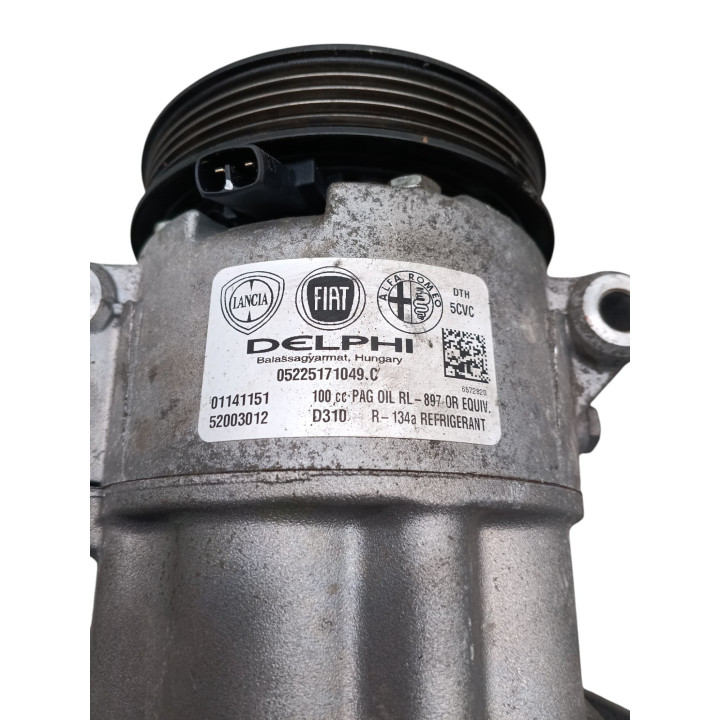 Compresseur clim FIAT 500L Photo n°6