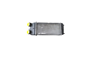 Echangeur air (Intercooler) PEUGEOT 207 Photo n°2