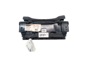 Compteur VOLKSWAGEN SCIROCCO 3 Photo n°4