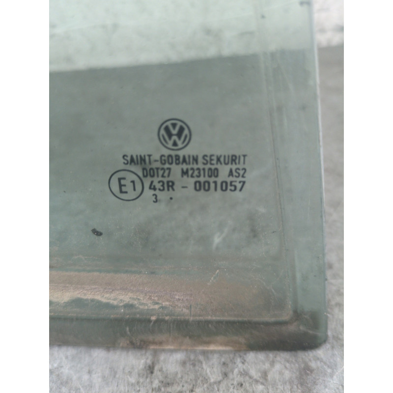 Custode arriere droit (porte) VOLKSWAGEN GOLF 5 Photo n°1