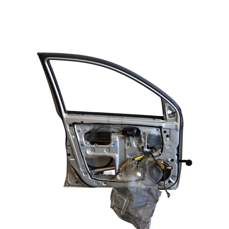 Porte avant gauche NISSAN MICRA 4 Photo n°1