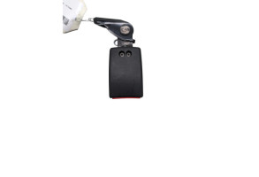 Attache ceinture arriere gauche FORD FIESTA 6 Photo n°2