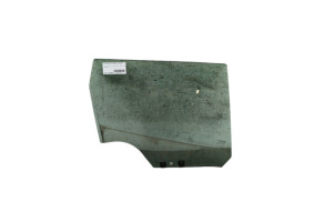 Vitre arriere droit RENAULT CLIO 4 Photo n°1