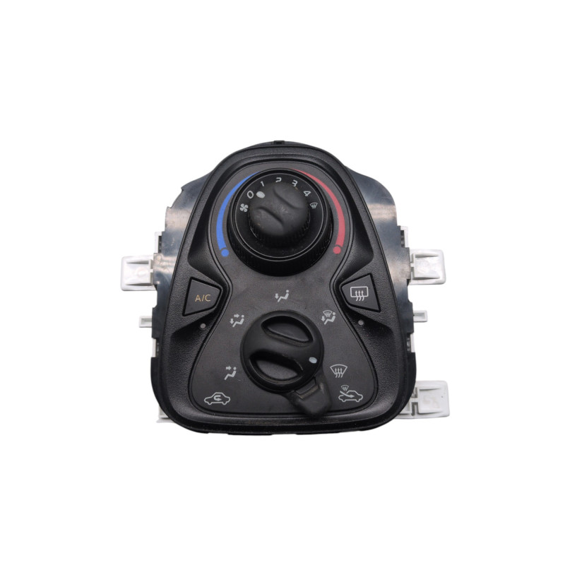 Commande chauffage TOYOTA AYGO 2 Photo n°1