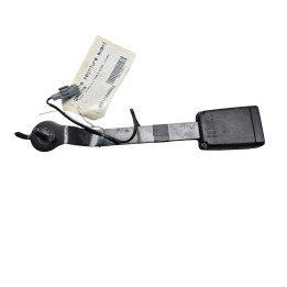 Attache ceinture avant gauche RENAULT CLIO 4 Photo n°1