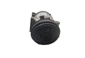 Compresseur clim RENAULT LAGUNA 2 Photo n°3