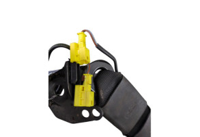 Attache ceinture arriere droit MERCEDES CLASSE C 204 Photo n°1