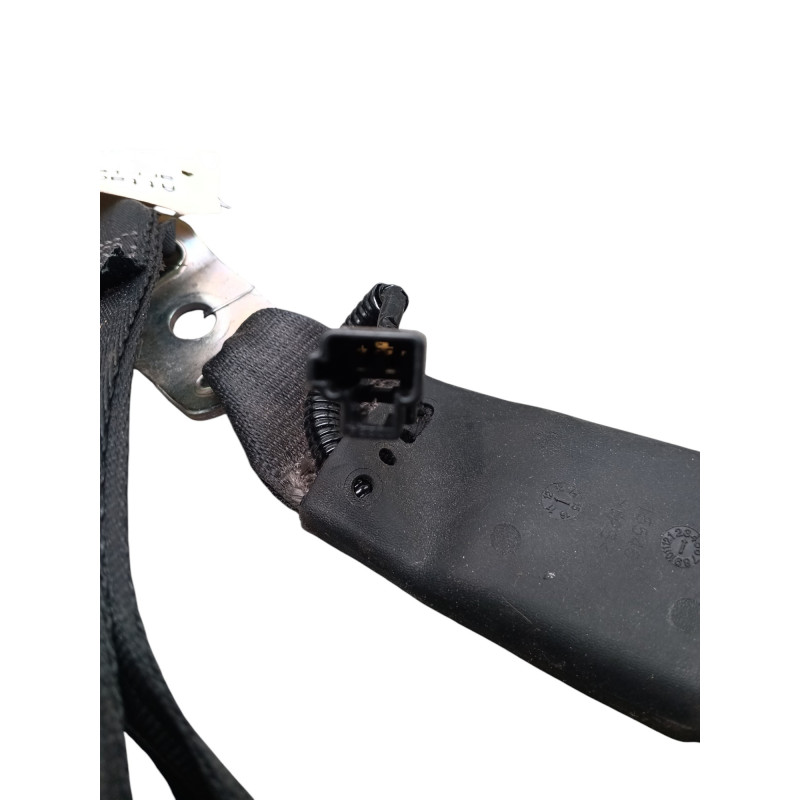 Attache ceinture arriere droit TOYOTA YARIS 3 Photo n°1