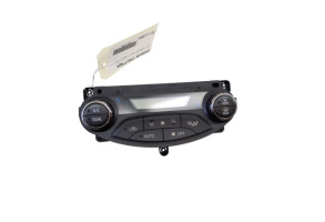 Commande chauffage TOYOTA YARIS 3 Photo n°5