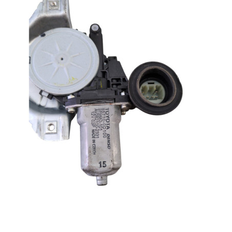 Leve vitre electrique avant droit TOYOTA YARIS 3