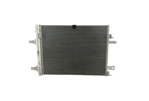 Radiateur clim PEUGEOT 3008 2 Photo n°1