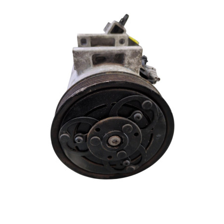 Compresseur clim RENAULT CLIO 4