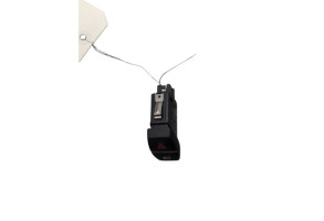 Bouton de warning BMW SERIE 5 F10 Photo n°4