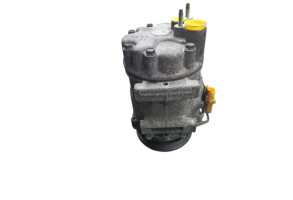 Compresseur clim CITROEN C8 Photo n°3