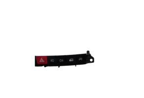 Bouton de warning FIAT 500L Photo n°6