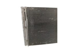 Radiateur clim MERCEDES CLASSE CLA 117 Photo n°2