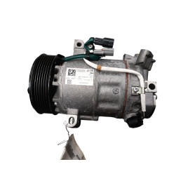Compresseur clim RENAULT CLIO 5 Photo n°1