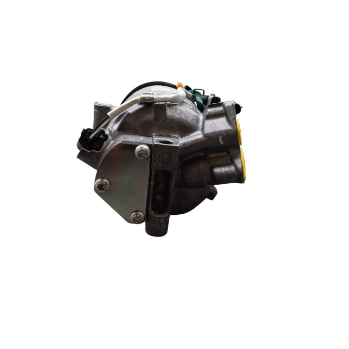 Compresseur clim RENAULT CLIO 5 Photo n°4