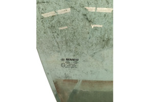 Vitre avant droit RENAULT CLIO 3 Photo n°2