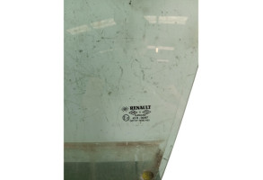 Vitre avant gauche RENAULT CLIO 3 Photo n°1