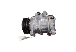 Compresseur clim BMW SERIE 1 F21 Photo n°2