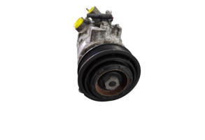 Compresseur clim BMW SERIE 1 F21 Photo n°3