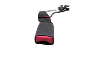 Attache ceinture arriere gauche MAZDA 6 2 Photo n°1