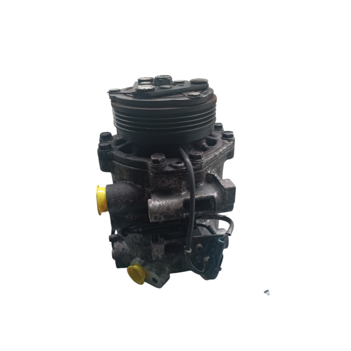 Compresseur clim SUZUKI SWIFT 3 Photo n°4