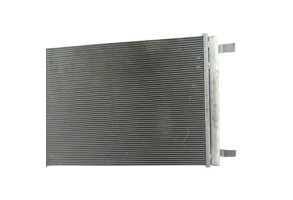 Radiateur clim AUDI A1 2 Photo n°6