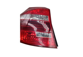 Feu arriere principal gauche (feux) BMW SERIE 1 E81 Photo n°2