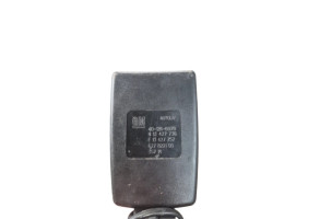 Attache ceinture arriere gauche OPEL CORSA E Photo n°2