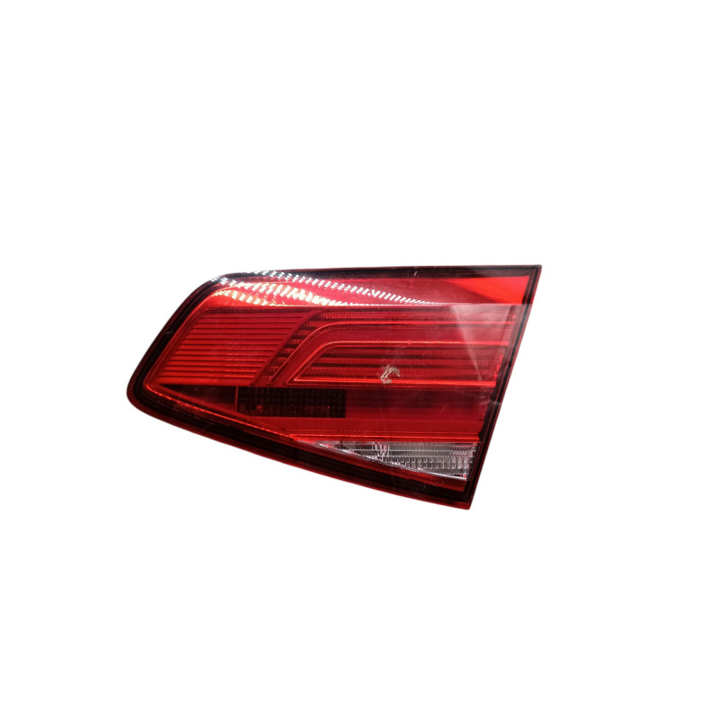 Feu arriere secondaire droit (feux) VOLKSWAGEN PASSAT 7 Photo n°1