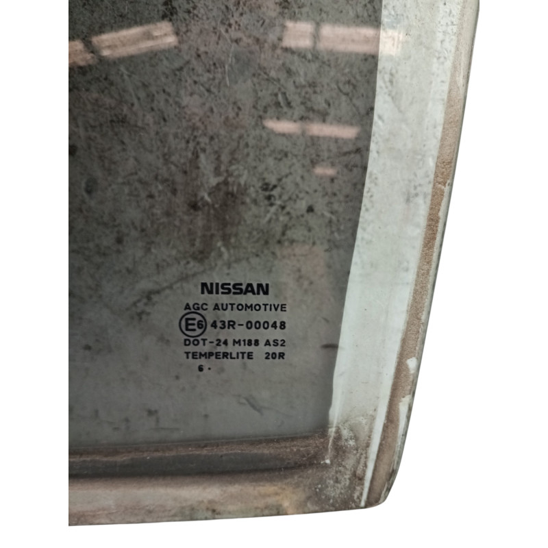 Vitre arriere gauche NISSAN QASHQAI 1 Photo n°1