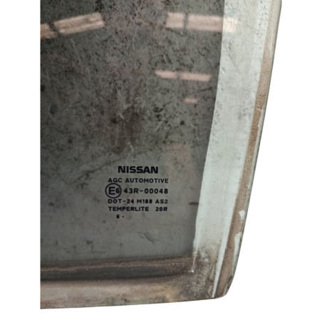 Vitre arriere gauche NISSAN QASHQAI 1