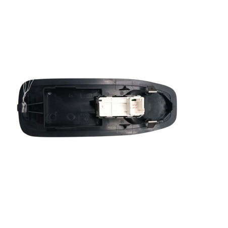 Interrupteur de leve vitre avant droit PEUGEOT 2008 1