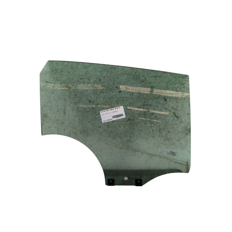 Vitre arriere droit RENAULT CLIO 5 Photo n°1