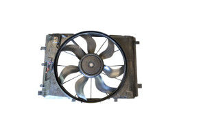 Moto ventilateur radiateur MERCEDES CLASSE A 176 Photo n°2