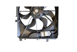Moto ventilateur radiateur MERCEDES CLASSE A 176 Photo n°3